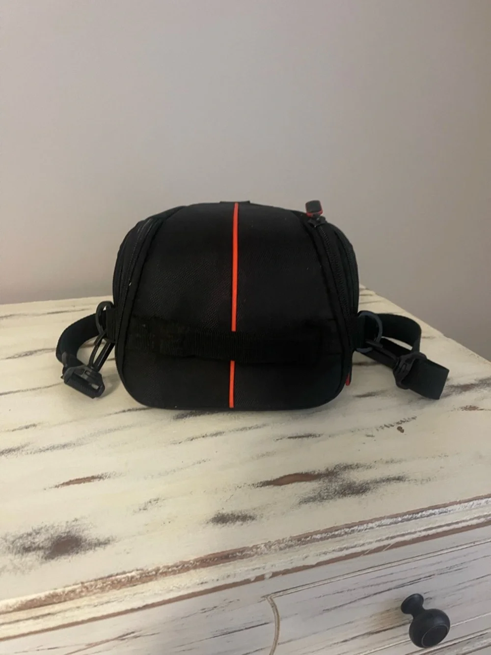 Case Logic Black Camera Bag with red Accent